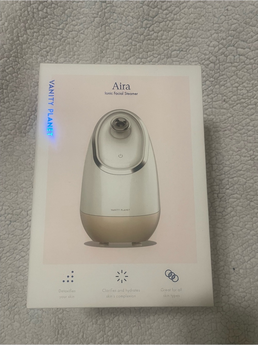 Vanity Planet Aira Ionic Facial Steamer - White & Champagne